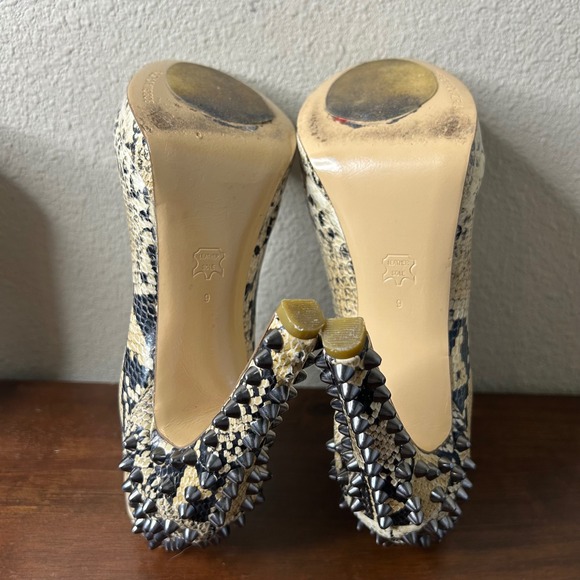BCBGMAXAZRIA Booties Size 9 Daria Snakeskin Print Studded Heel Leather Womens - Picture 9 of 10